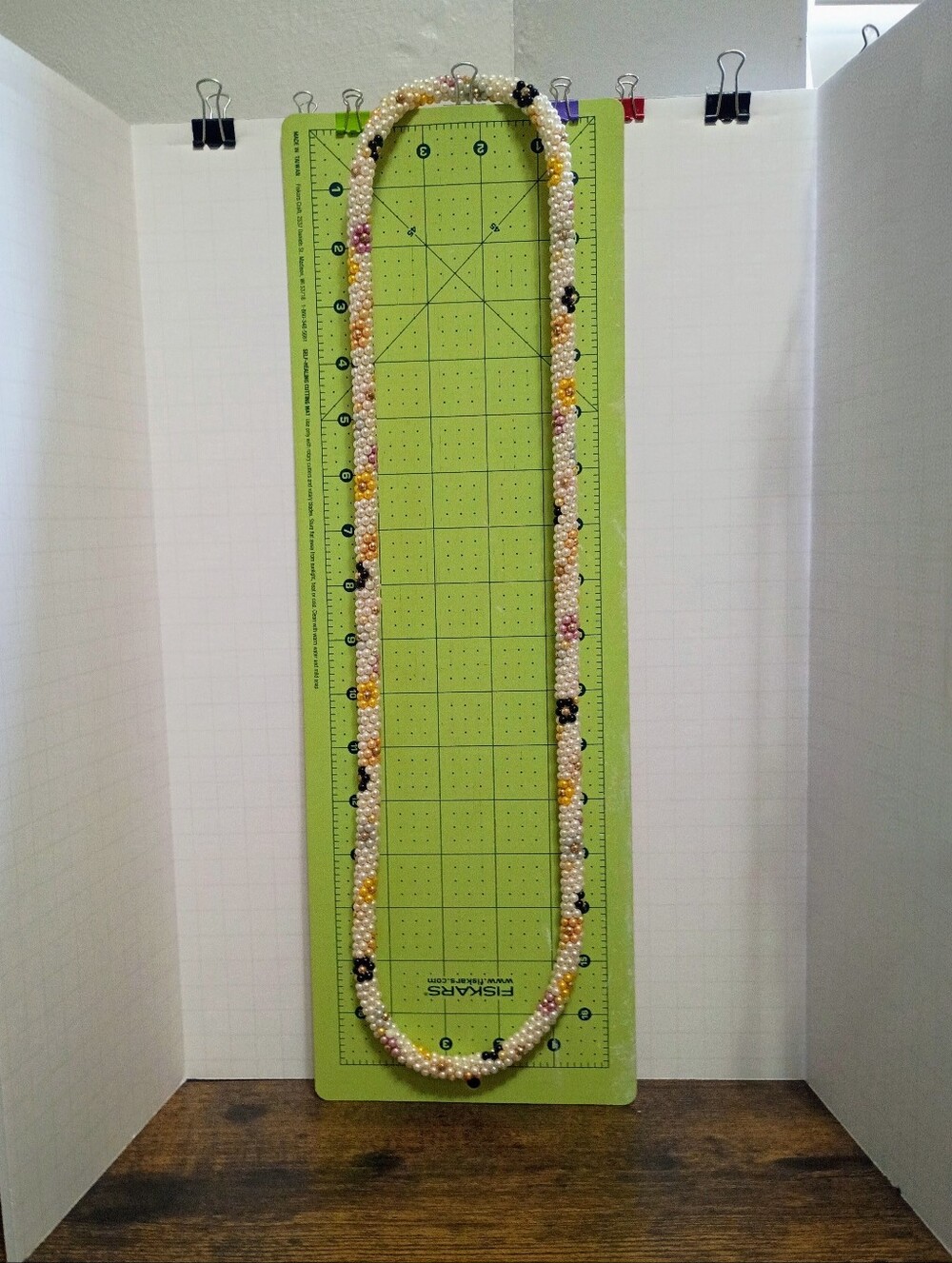 Beaded Flower Chain - Picture 3 of 4